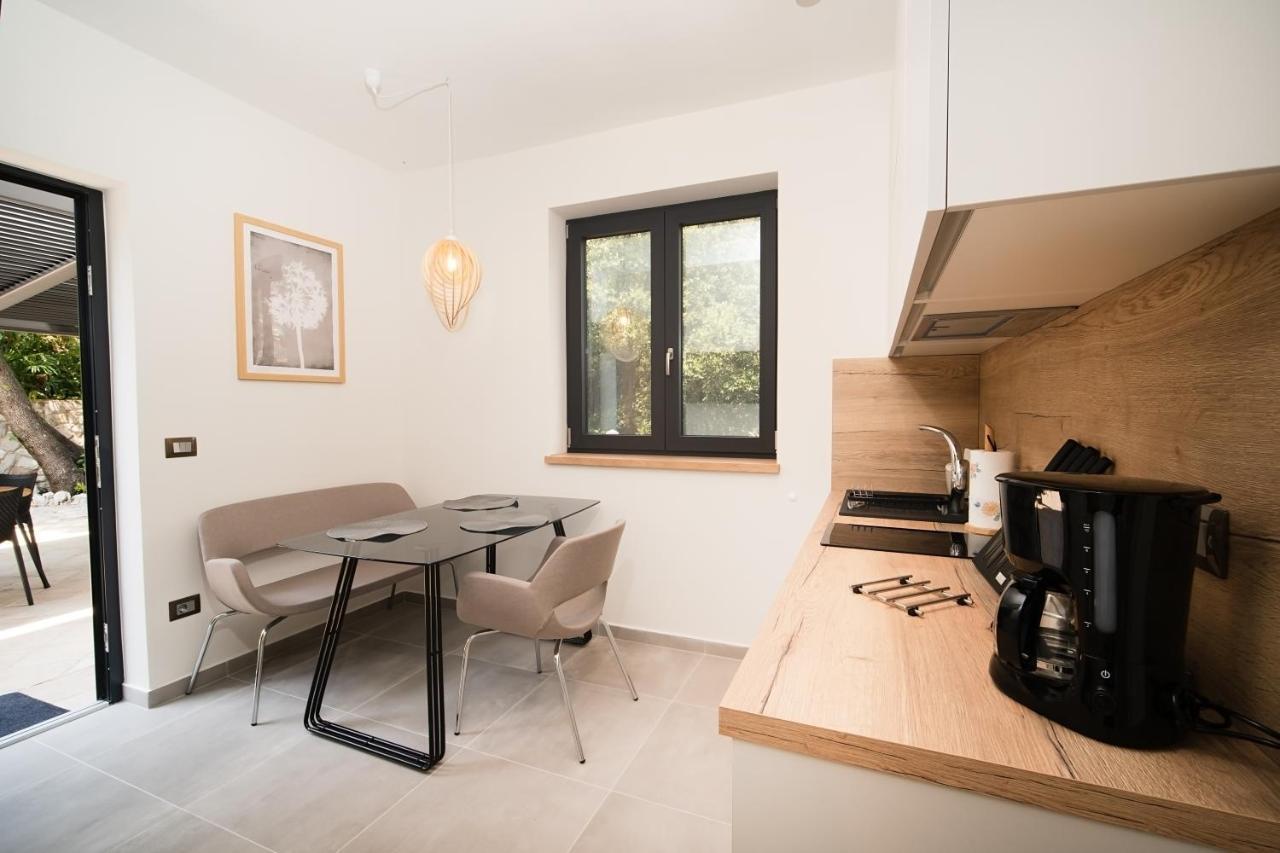 Apartments Marea Rabac Exterior foto