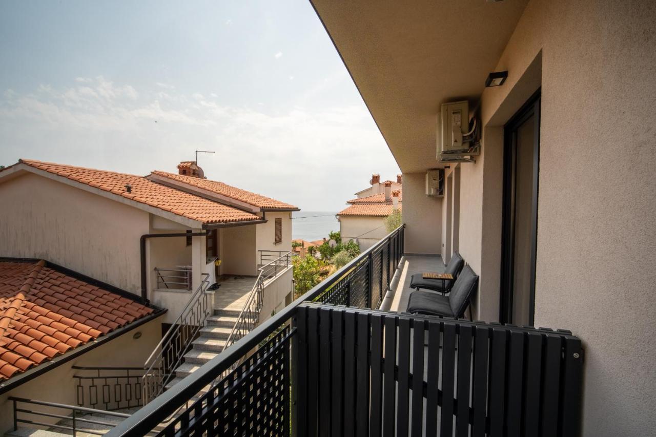 Apartments Marea Rabac Exterior foto